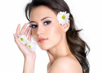 Phục hồi vùng da tổn thương do mụn bằng xoài hiệu quả