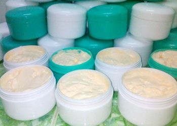 hãy luôn đọc kỹ thành phần, chọn lựa sản phẩm từ các thương hiệu uy tín và tuân thủ hướng dẫn sử dụng của nhà sản xuất