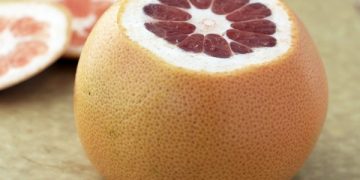 Bí quyết làm sạch da tự nhiên với vỏ bưởi