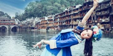 Phượng Hoàng Cổ Trấn Đẹp Mê Lòng Người