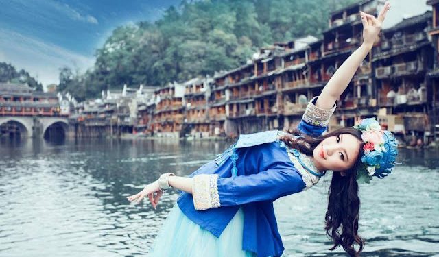 Phượng Hoàng Cổ Trấn Đẹp Mê Lòng Người