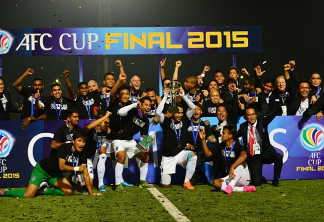 Câu lạc bộ nhận cup 2015