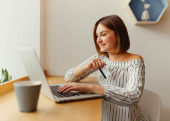 Thương mại điện tử là gì