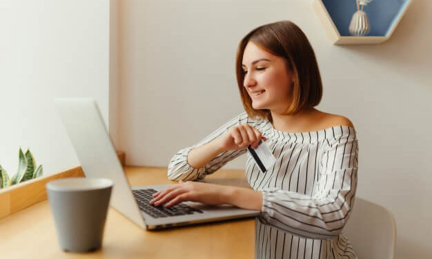 Thương mại điện tử là gì