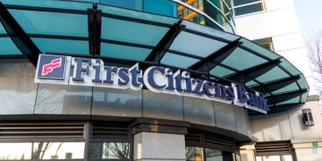 Silicon Valley Bank bị First Citizens Mua Lại